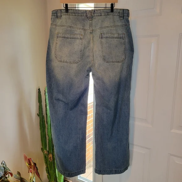 NWT Fashion Nova Drew Drop Waist Baggy Distressed Jeans, Size 16 - Picture 6 of 12